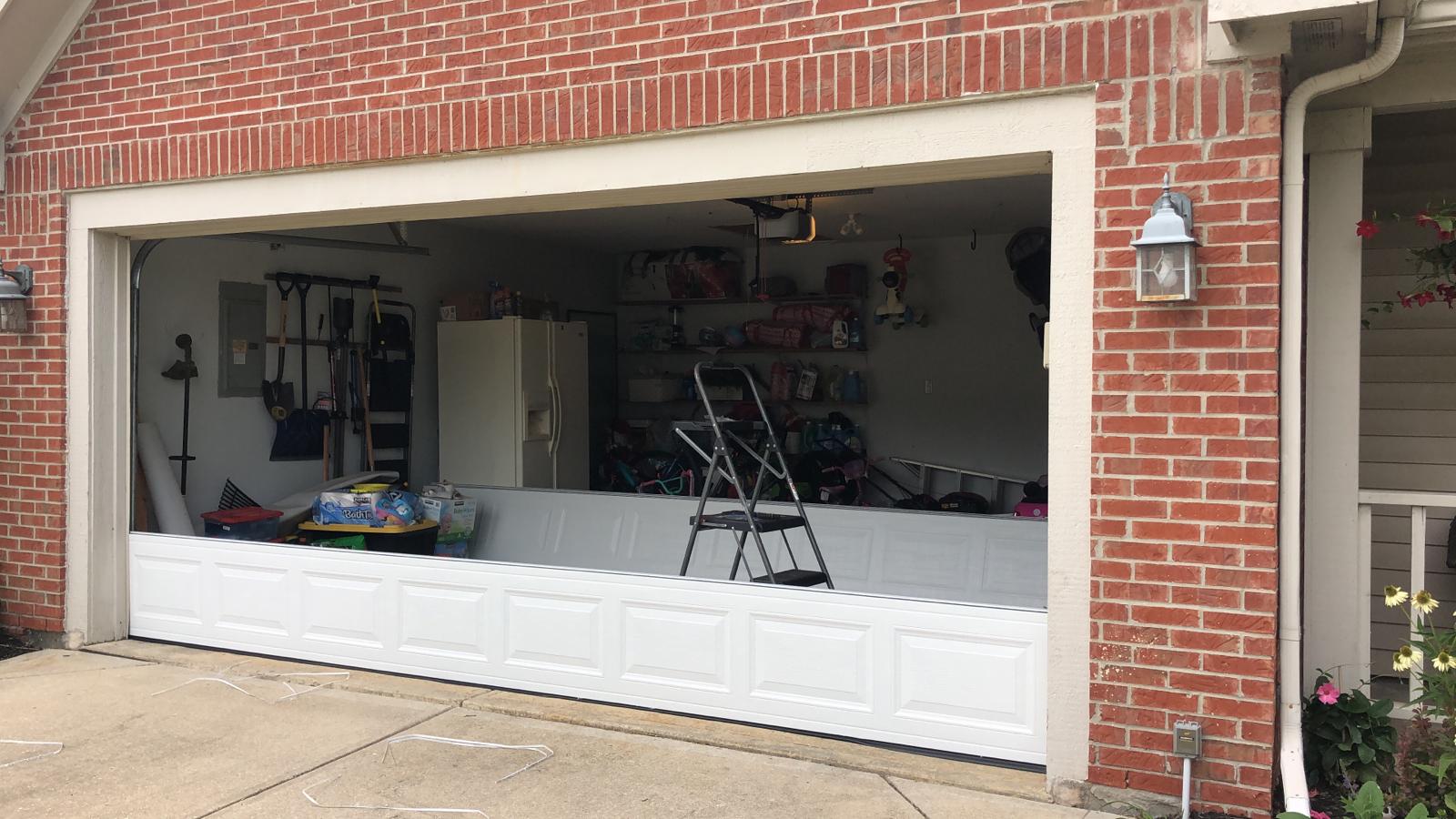 garage door IN